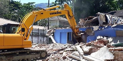 Demolição de Casas